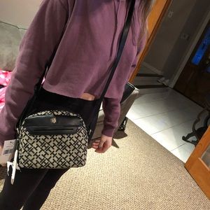 Tommy Hilfiger Cross Body Bag